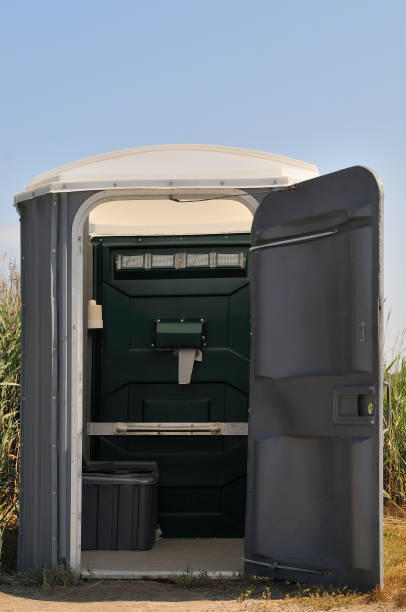Best Luxury portable toilet rental  in Olivet, MI